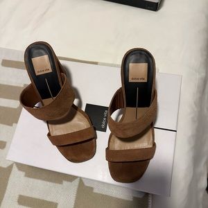 Dolce Vita Rocco Heels in brown suede